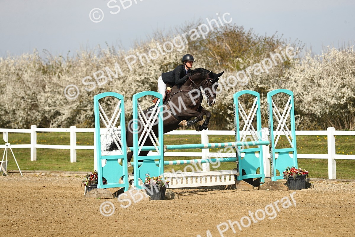 SBM_002449 - Class 10 - Senior Newcomers - 1.10m