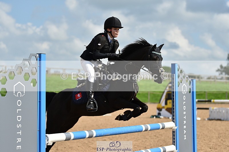 230902A-141634-01671 - Cls 3B Pony Medium 90cm