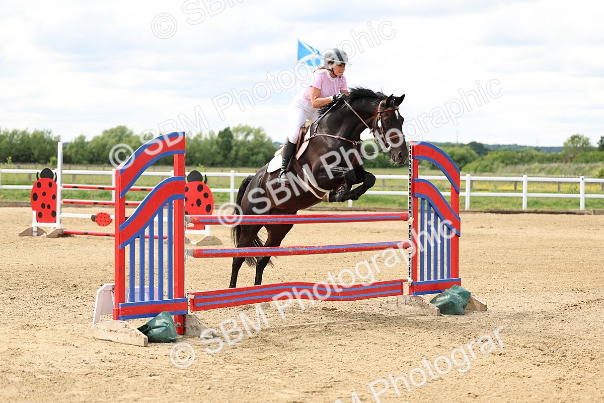 SBM_006062 - Class 19 - Senior Newcomers - 1.10m