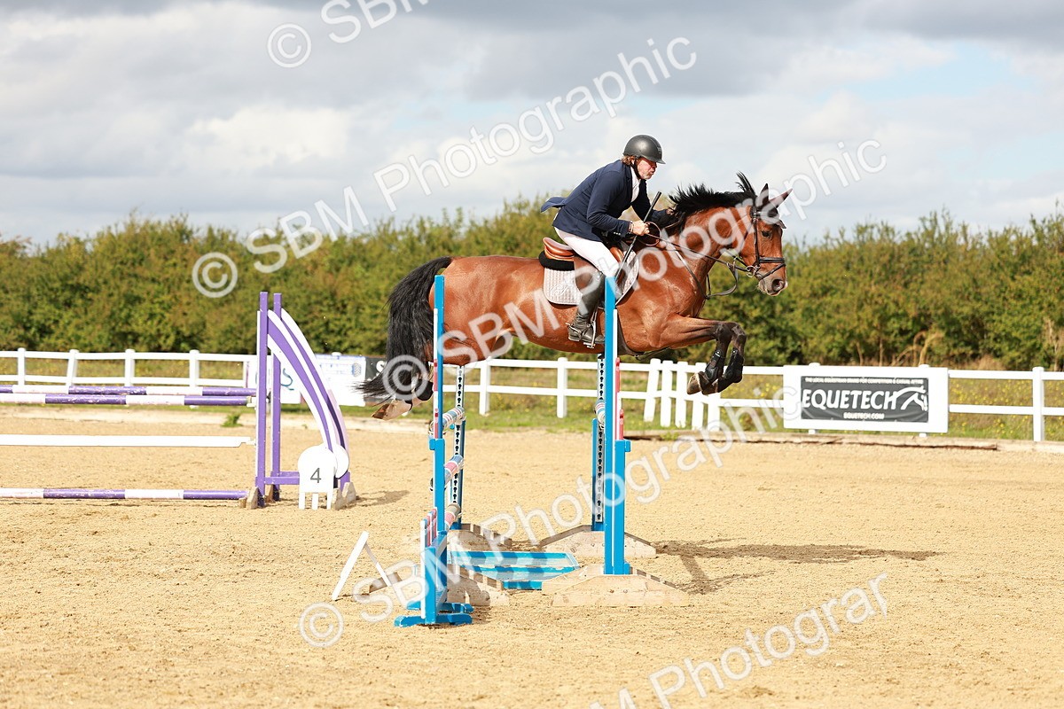 SBM_001364 - Class 4 - Senior Newcomers - 1.10m