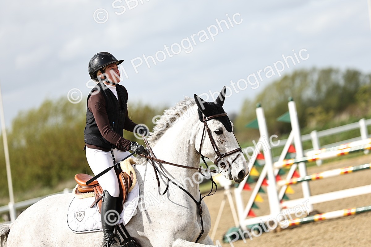 SBM_001206 - Class 4 - Senior Newcomers - 1.10m