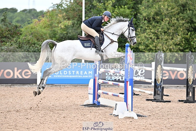 250820B-125253-00636 - Cls 4 Newcomers and 1.10m Open