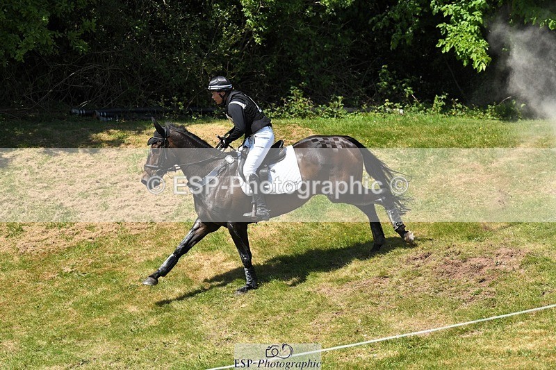 230527-151552-10622 - 353-THE_RIPPER-Bundy_Philpott-XC