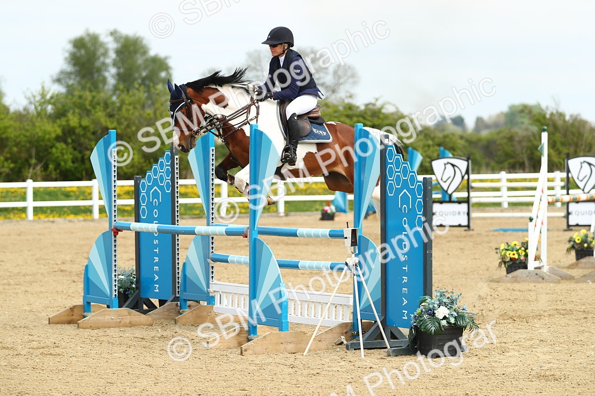 SBM_001191 - Class 4 - Senior Newcomers 1.10m