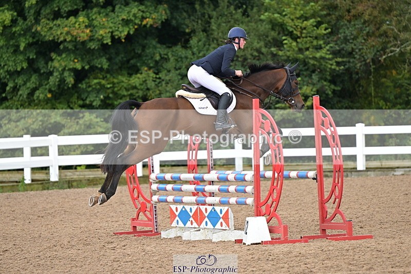 240925A-105622-00162 - Cls 1 British Novice and 90cm Open