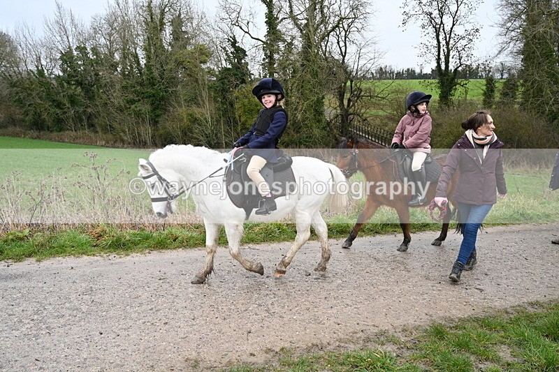 WJ7_9590 - Walk out..