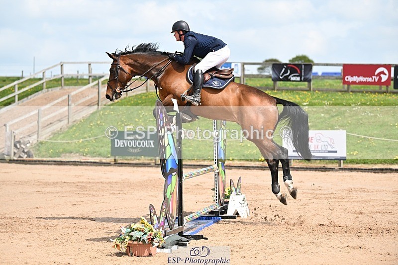 250425-133011-09487 - Cls 10 - 2 Star Big Tour L. Ranking Class - 1st Half