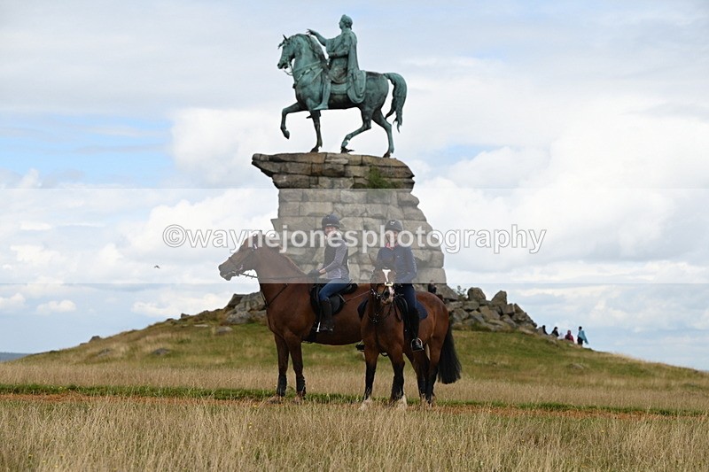 DSC_9270 - Time at Statue 14:33 to 15:10