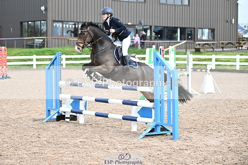 231118A-104835-01519 - Cls 5 Discovery & 90cm Open