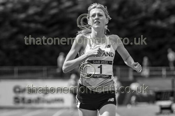 SIAB23-528258 - Track Female Set Two