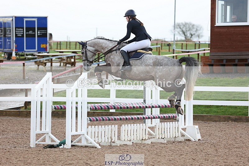 240223A-091116-00201 - Cls 2 British Novice and 90cm Open