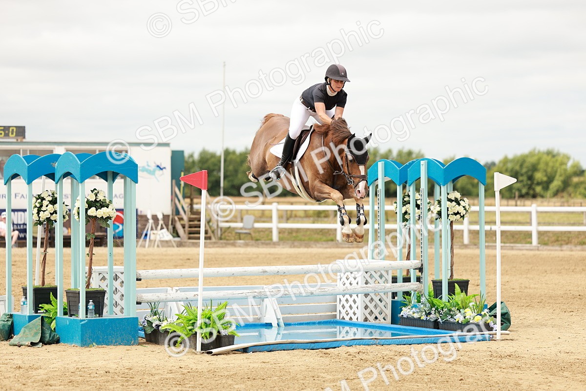 SBM_017500 - Class 21 - Senior Newcomers Championship 2d Rd
