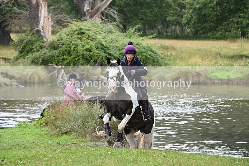 WJ7_9140 - Time at Water 11:53 to 12:23