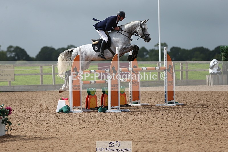 230812A-121154-08704 - Cls 32 Foxhunter