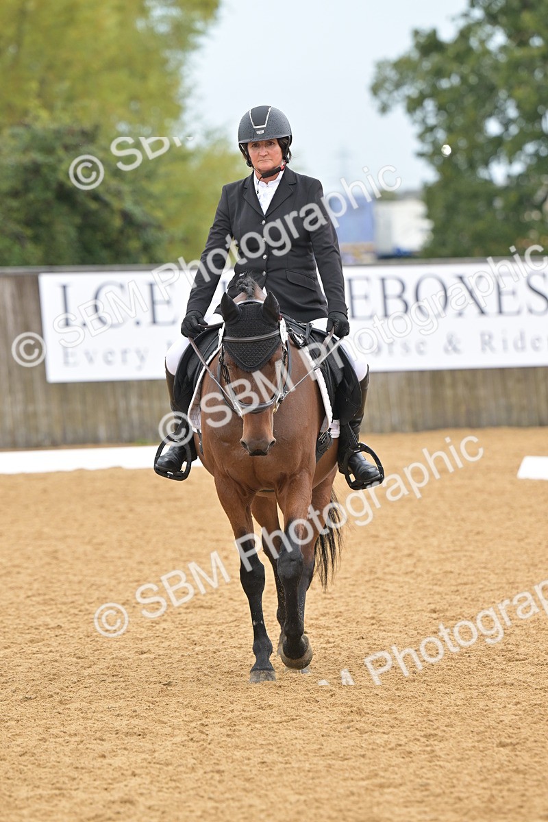 SBM_02300 - D2 - Small Tour Championship Intro 2