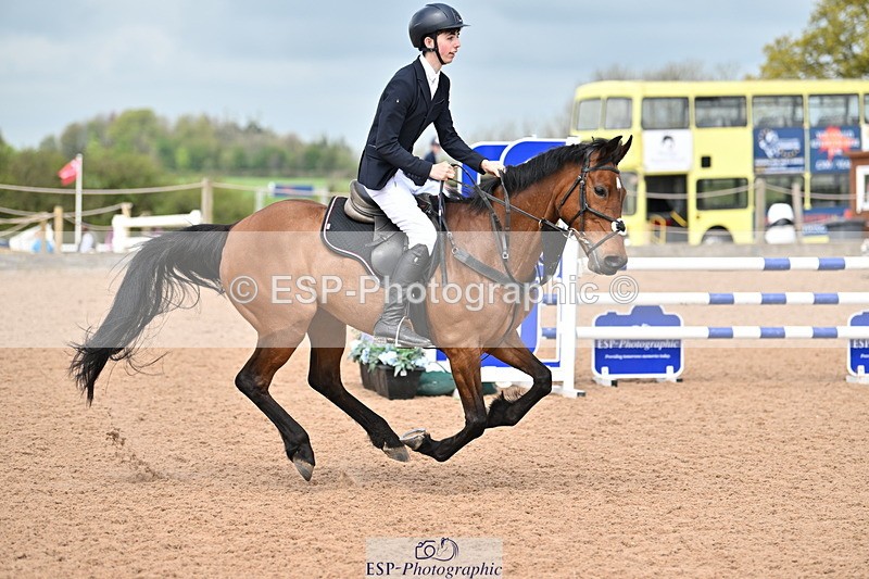 240506A-114320-08583 - Cls 4 Blue Chip Pony Newcomers & 1m Open