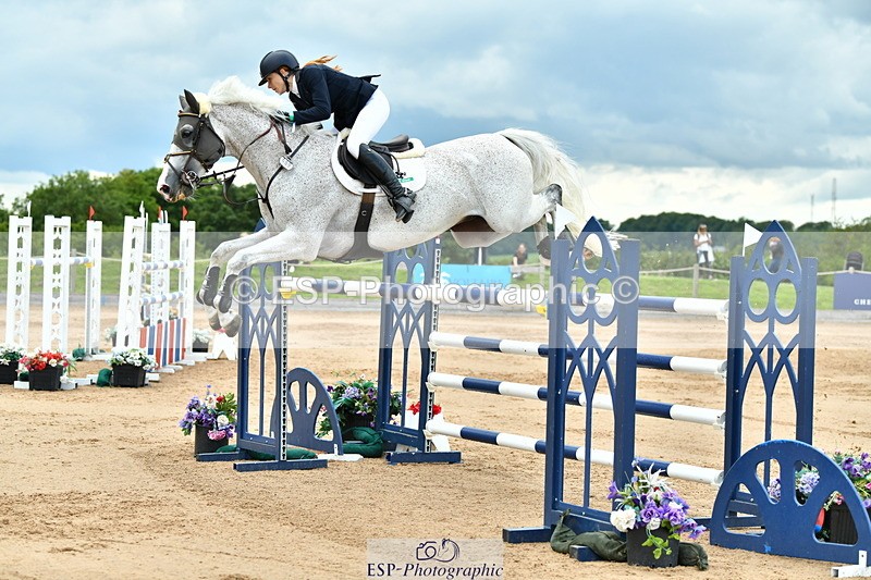 230720A-151253-03758 - Cls 9, 2 Star Big 1.40m Start to break