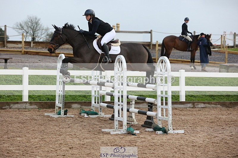 231112A-123355-04058 - Cls 19 Snr 1.05m Open