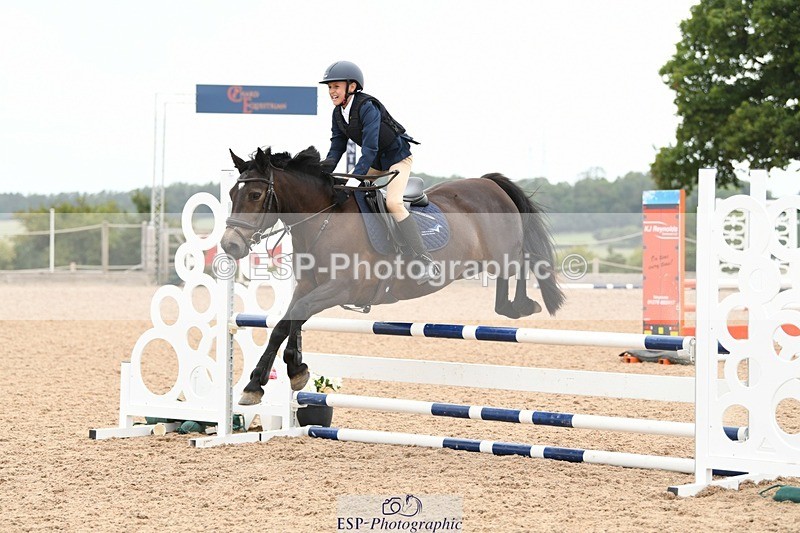 250807-112155-00618 - 90cm Round 1