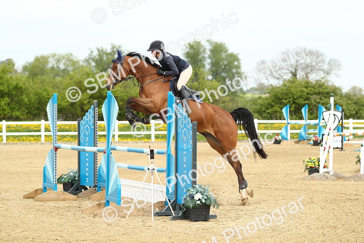 SBM_001087 - Class 4 - Senior Newcomers 1.10m