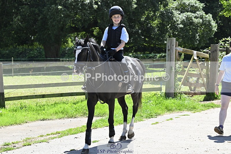 240728B-141223-00466 - Theo and Gemma's Groups Indoor