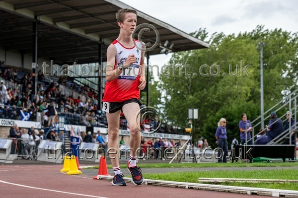 SIAB23-913469 - Track Male Set One