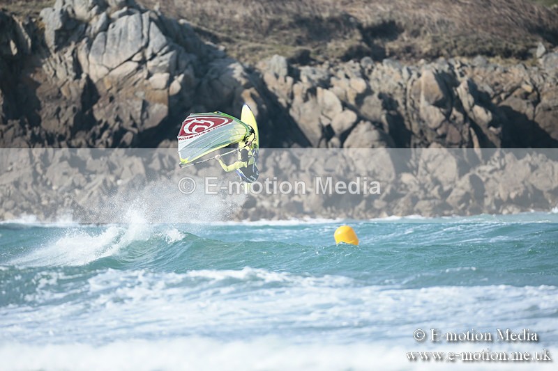 WS 020413-4 - Windsurfing