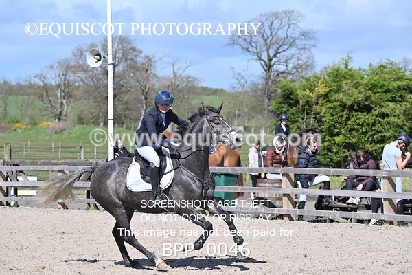 BPP_0046 - CLASS 19 SUN Senior British Novice/ 90cm Open