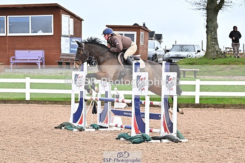251119-100837-00076 - Cls 1 British Novice and 90cm Open