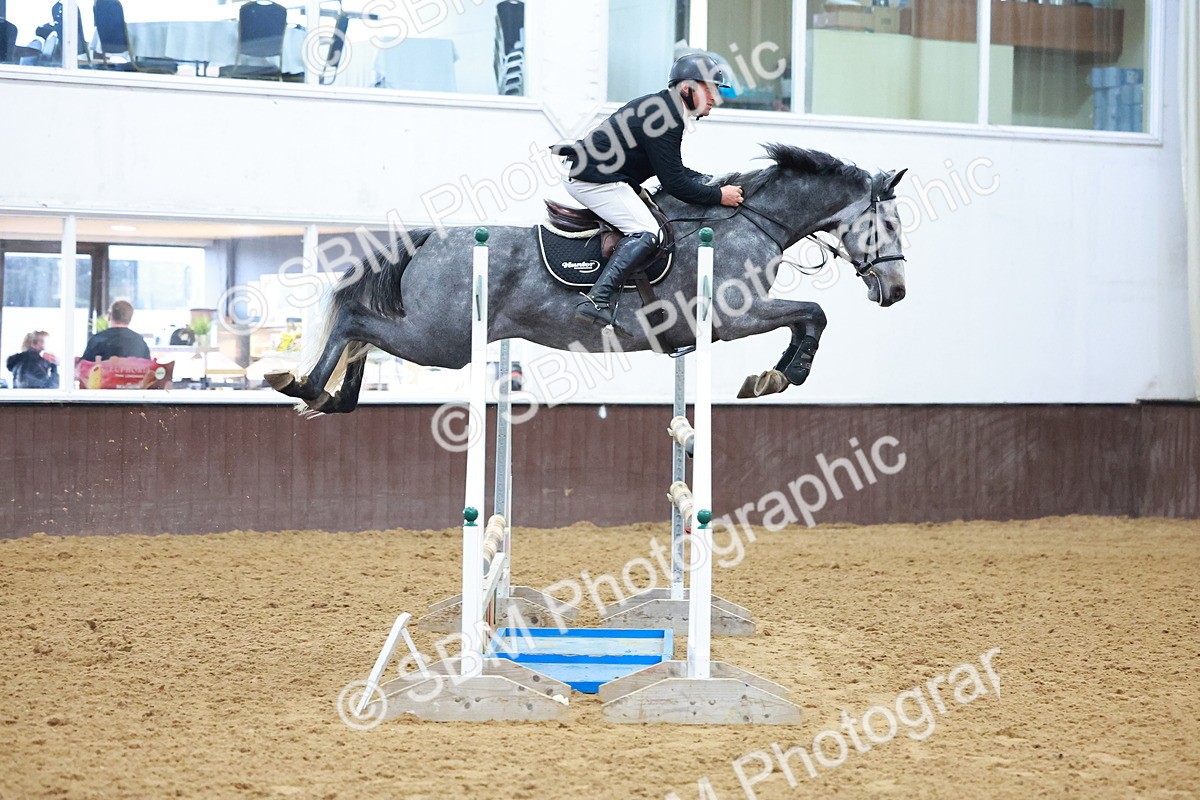 SBM_001975 - Class 5 - Senior Foxhunter 1.20m