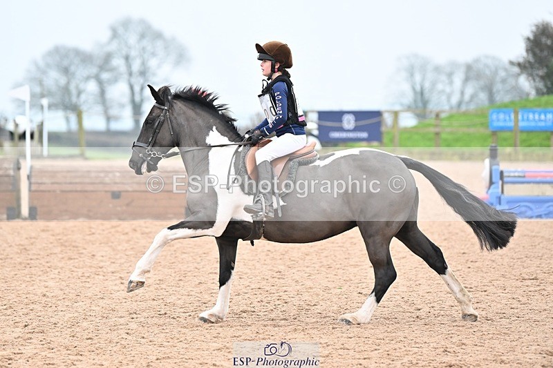 250118-105918-00558 - Cls 2 A&B 80cm 10.45 to 11.40