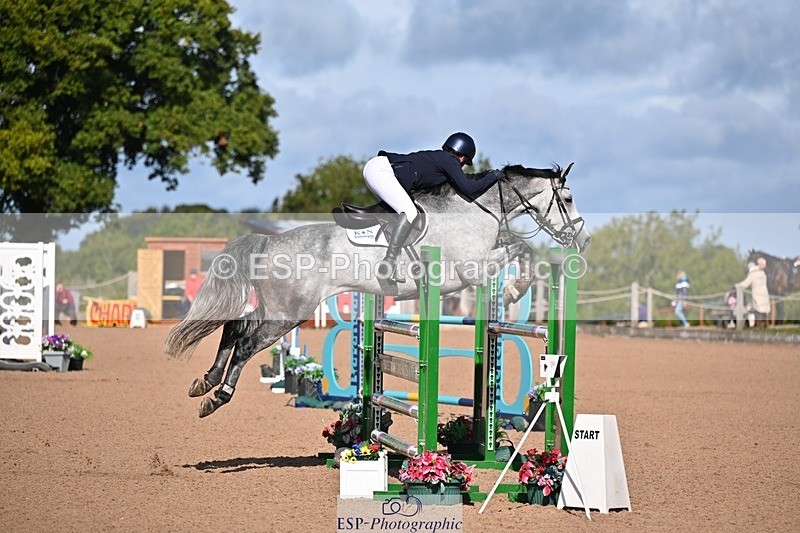 250912-102242-03891 - Cls 15 Snr Foxhunter