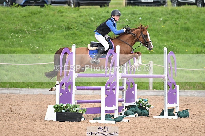 240630A-142221-14127 - Cls 25 HOYS 138cm Qualifier