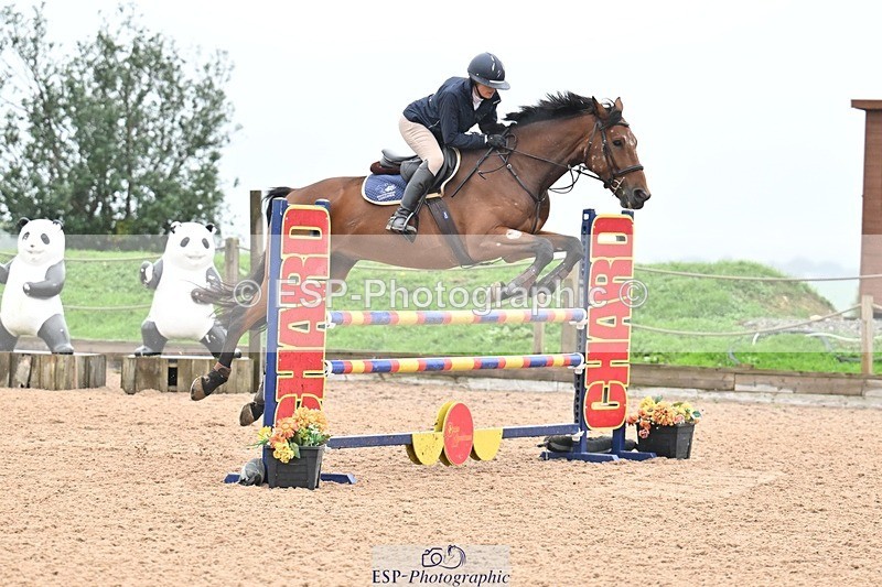 251003-113238-00479 - Cls 2 Newcomers and 1.10m