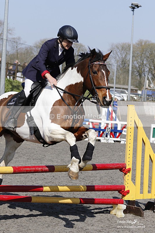 _EST1077 - Bourne Valley Riding Club Winter Showjumping 27/03/22