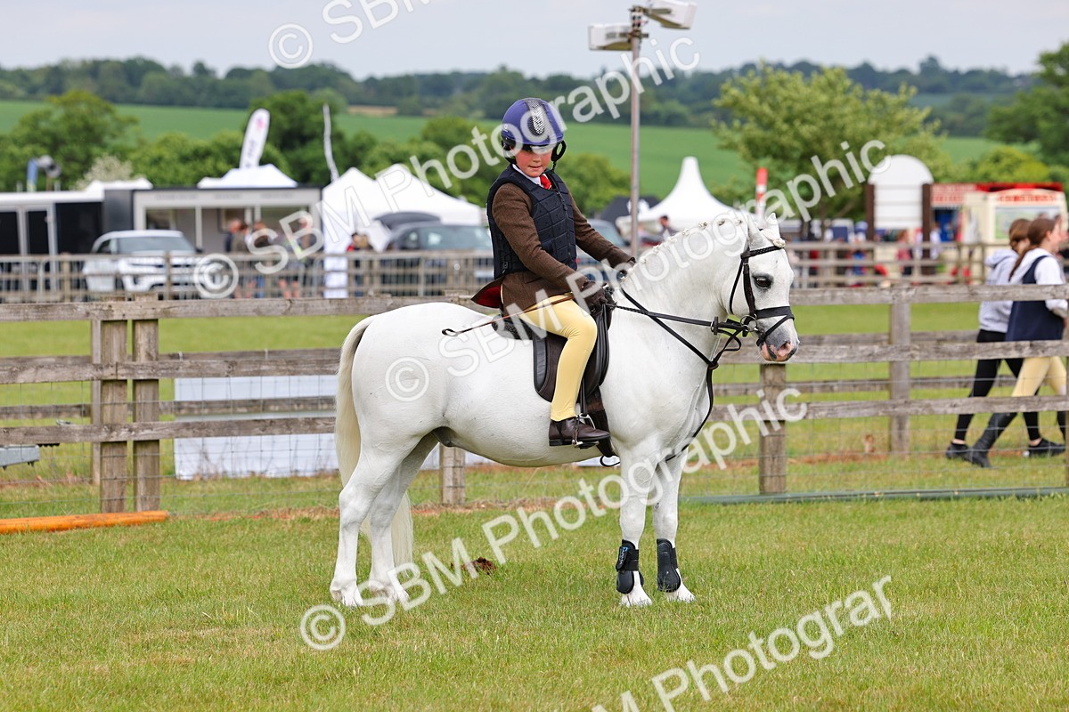 SBM_09503 - Class 44-45 - LIHS BSPS Open Nursery and Cradle Stakes