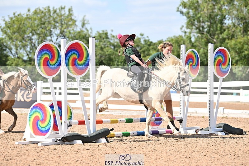 250821B-145515-00882 - Group D - Thomasina