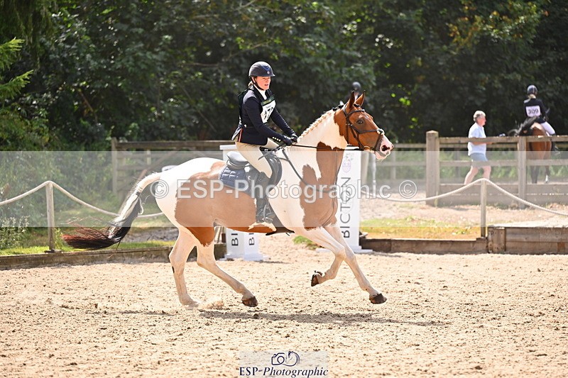 250802A-145717-06095 - D-172-Rachel.Brockington-LYNWOOD.CLEAR.CUT