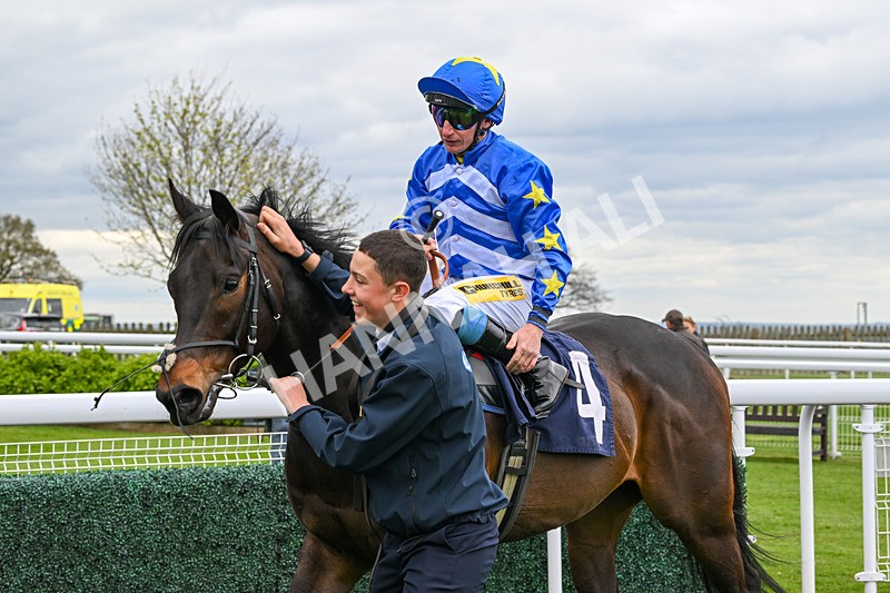 160425-Race 2-Trilby-2597 - Race 2