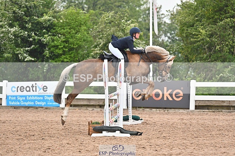 260508-083904-04205 - Cls 17 British Novice and 90cm Open