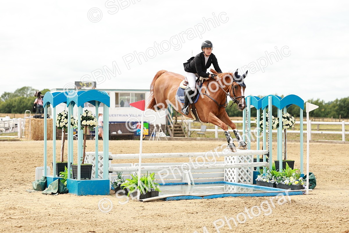 SBM_018881 - Class 21 - Senior Newcomers Championship 2d Rd