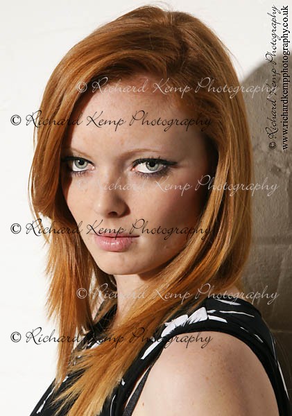 LM010211-5510 - People