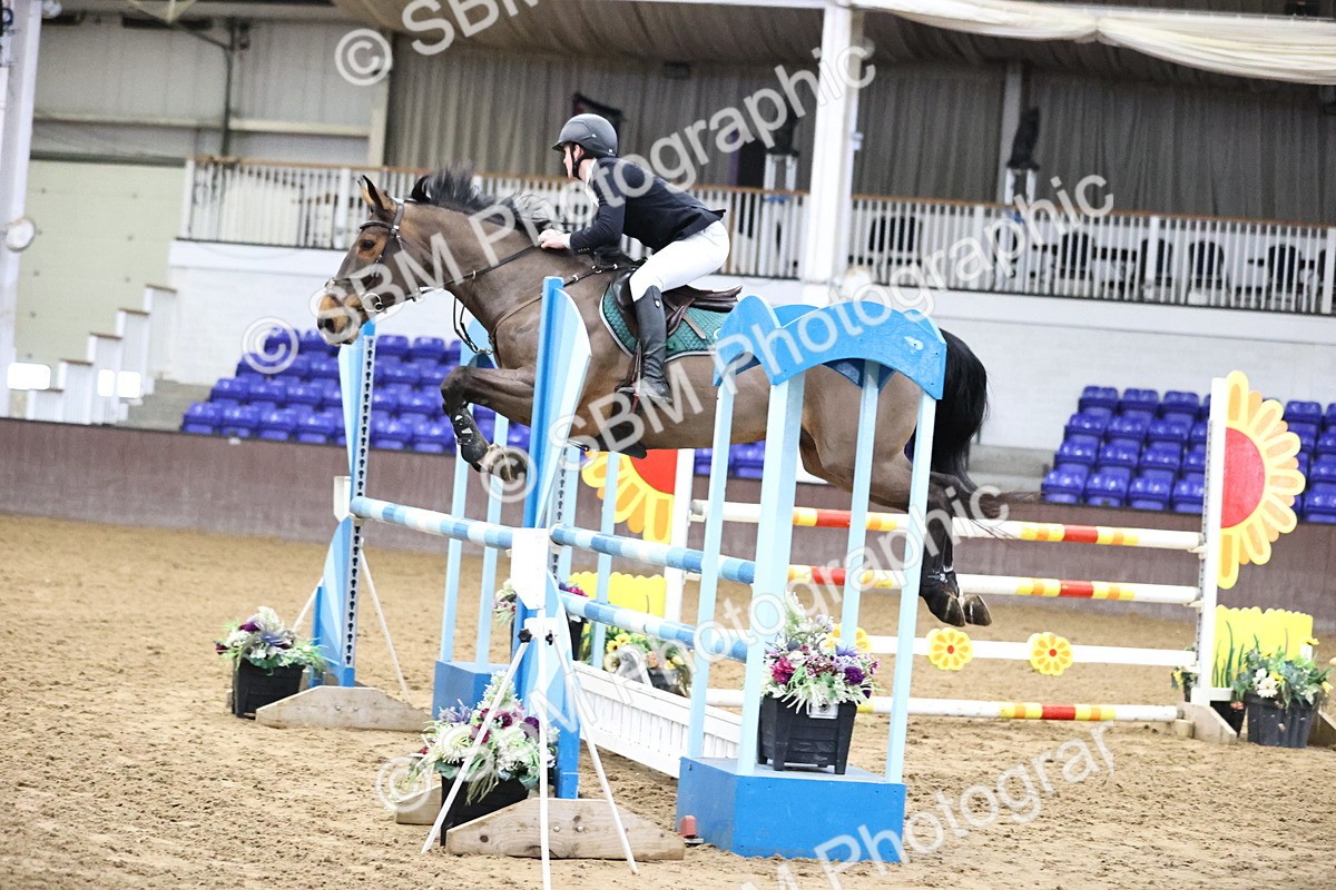 SBM_005449 - Class 17 - Senior Newcomers 1.10m