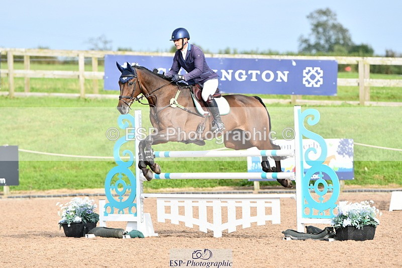 240915A-163503-11041 - Cls 30 Snr Foxhunter