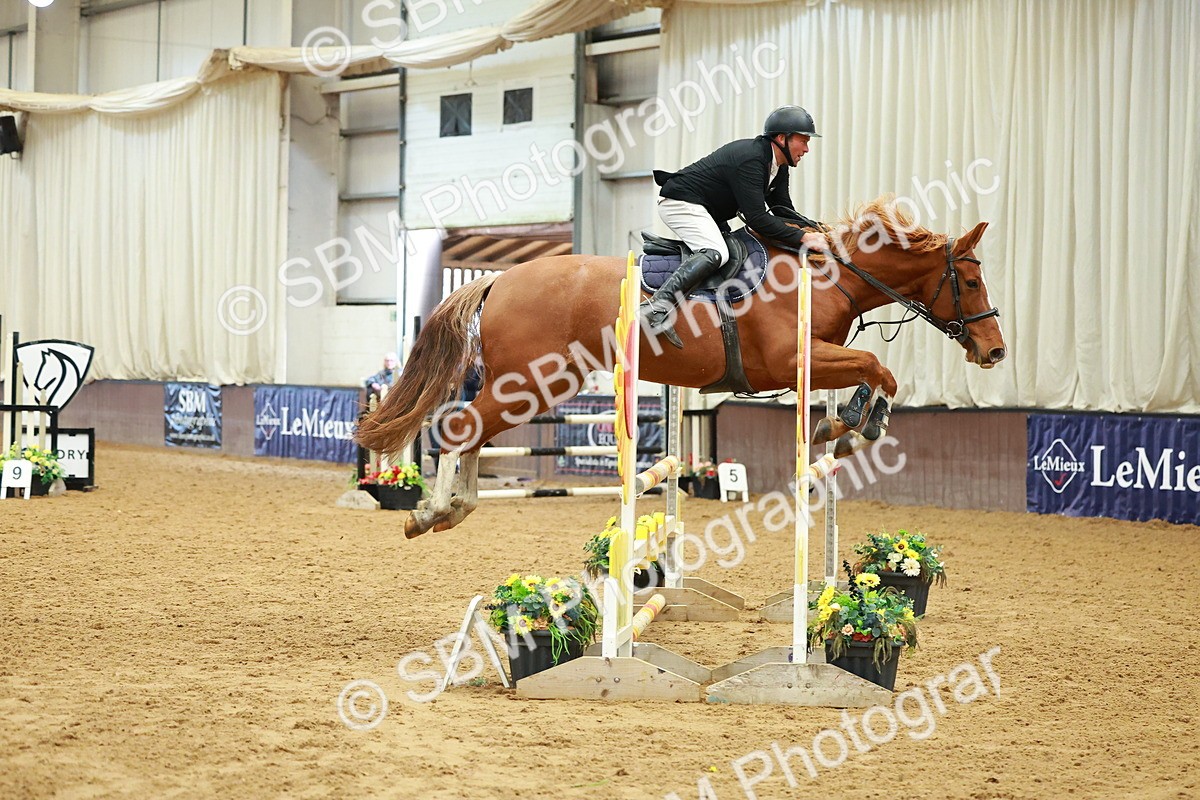 SBM_006833 - Class 17 - Senior Discovery - 1.00m