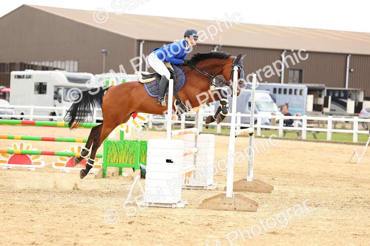 SBM_010225 - Class 3 - Senior Newcomers - 1.10m Open