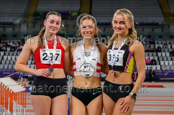 Age26SUN-810643 - Medals