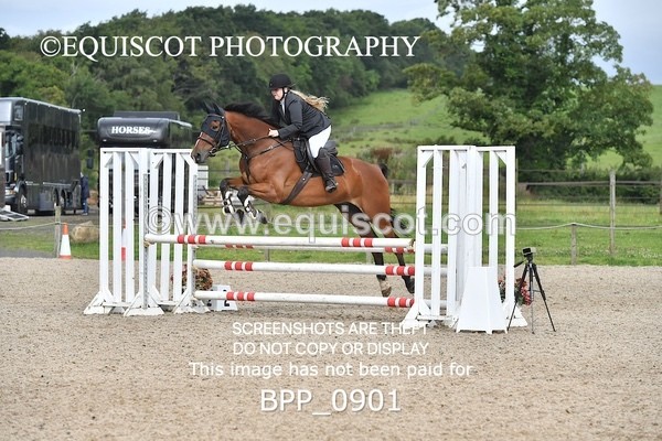 BPP_0901 - CLASS 3  Senior British Novice/ 90cm Open