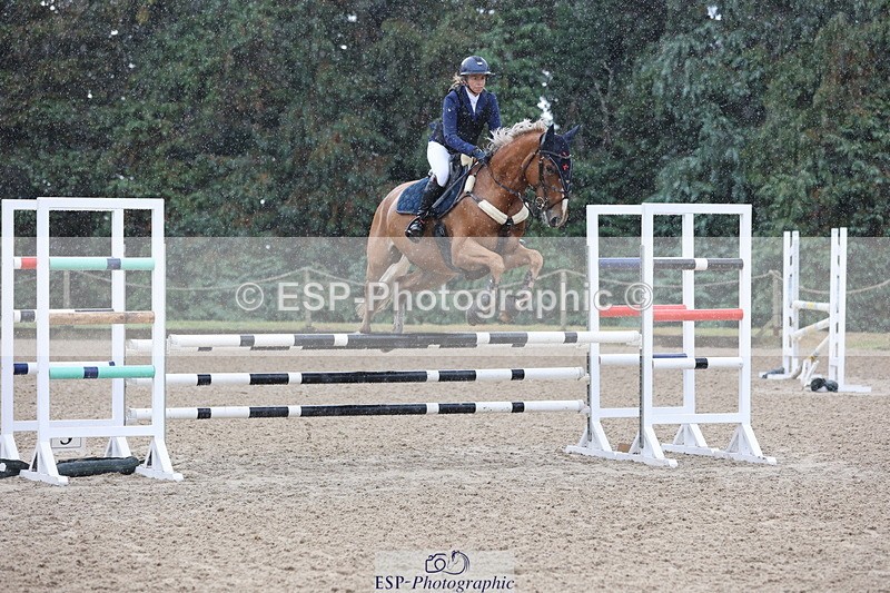 250831A-121802-10156 - Cls 42 Snr 1m Grand Prix