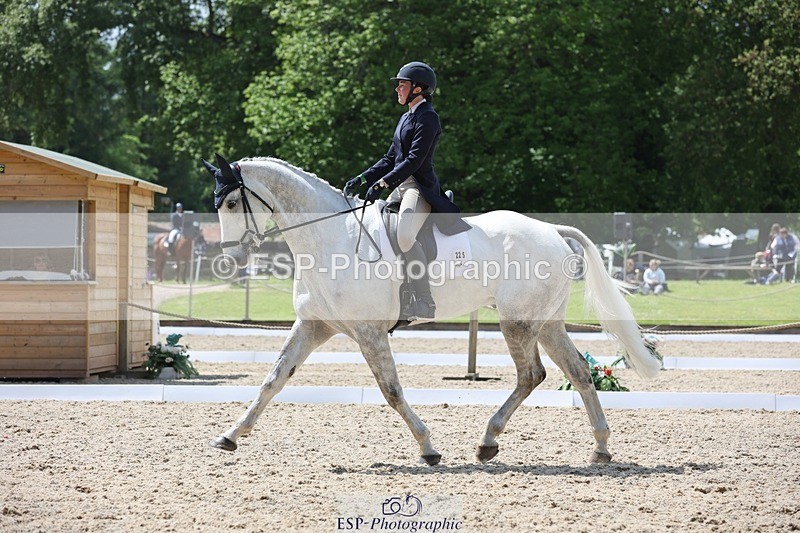 240523-142238-02807 - 225-SLEEHAUN_DANCER-Megan_Lawrence